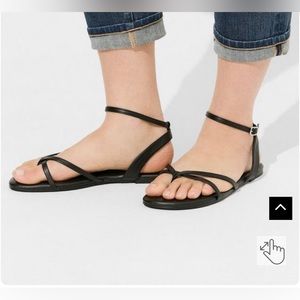 Black NWT Torrid Sandals 9.5 Wide